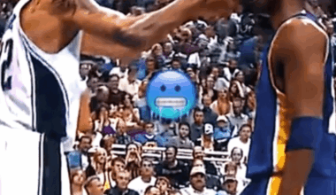 Kobe didnt even blink yet alone flinch, ball being this close to his face? How is this possible?