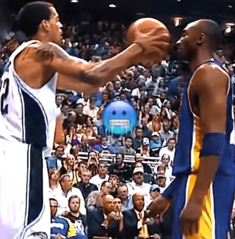 Kobe didnt even blink yet alone flinch, ball being this close to his face? How is this possible?