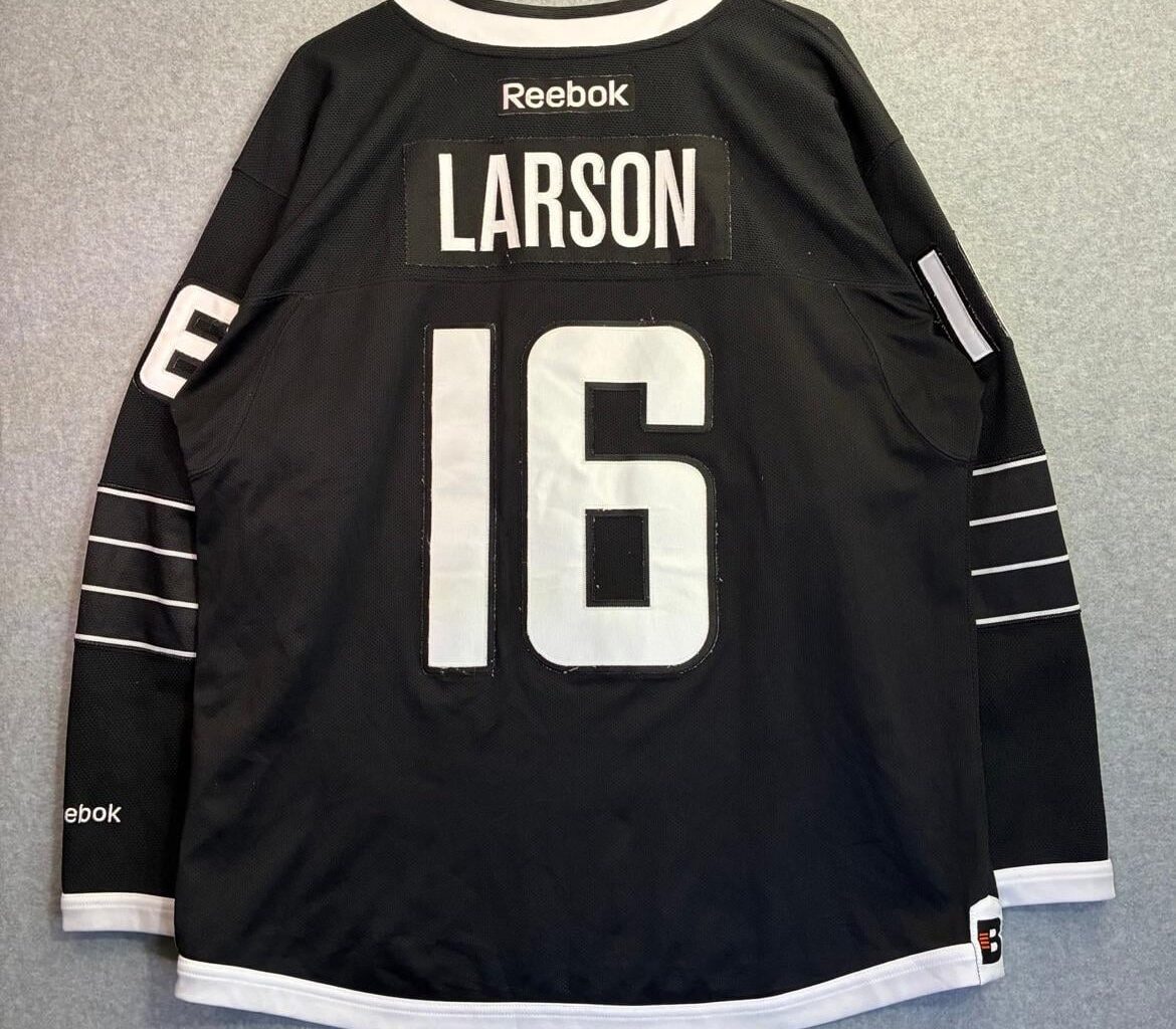 Can anyone tell me if this was ever a player or is it just a custom jersey?