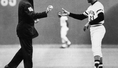 OTD in 1972, Roberto Clemente smacked a double for his 3000th career and final hit