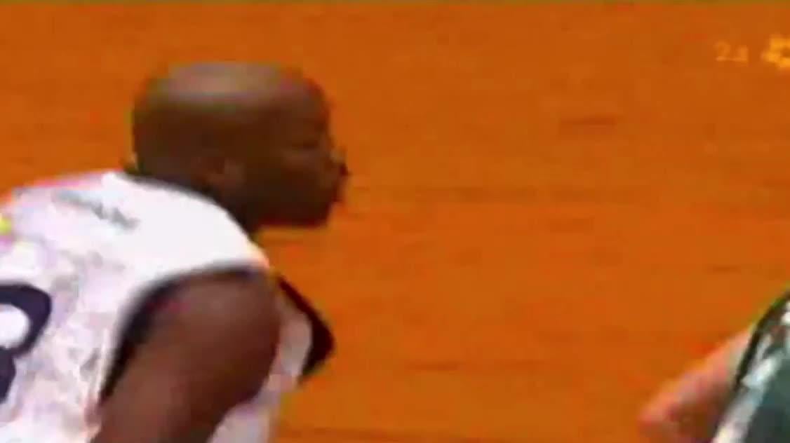 LeBron's answer to the best player he's ever guarded: "A kid named Derrick Tarver. He was just stronger than everybody at fucking 10. 10 years old, lefty, brolic, stronger than everybody, you knew what he was gonna do, and there was no way you could stop it." Here's him in the Swedish league semis.