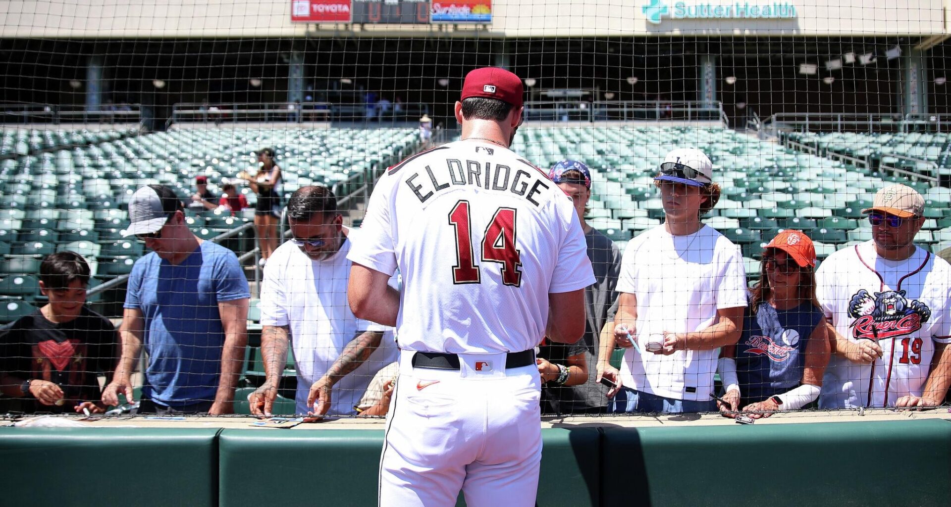 A's pitiful attendance now hurting Sacramento's other baseball team