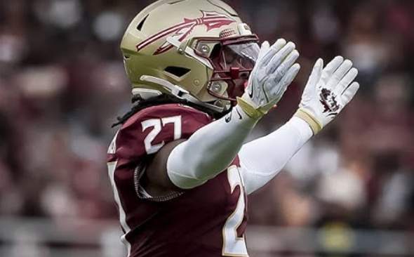 Nielsen: College football boosts US traditional TV viewership