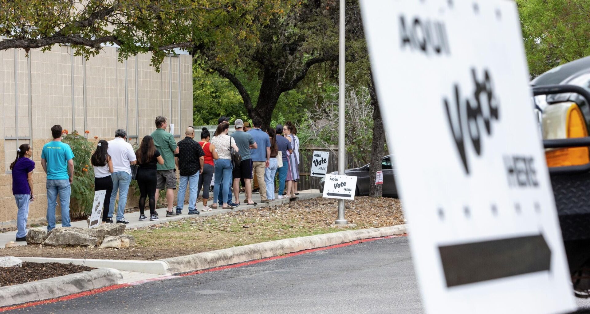 Bexar County faces backlog of 45K voter registrations ahead of Spurs arena vote