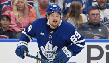 Maple Leafs HC paints ominous picture for Nick Robertson despite new deal