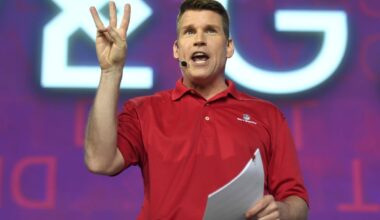 NFL RedZone host Scott Hanson confirms broadcast will feature commercials this season