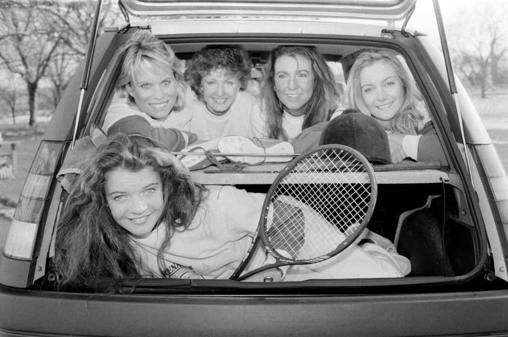 Advert for Renault 5 TSE, with five sports stars all huddled into the back of it including show jumper Zoe Bates, athletics star Carole Bradford, tennis player Annabel Croft, golfer Katrina Douglas and windsurfer Clare Seeger.