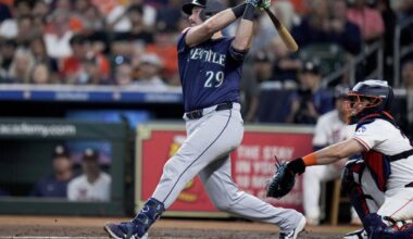 Mariners slugger Cal Raleigh hits MLB-leading 58th home run against Astros