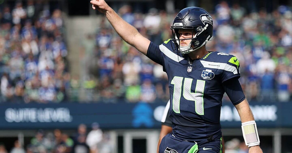 Seahawks vs. Cardinals live updates: NFL ‘Thursday Night Football’ score, prediction, odds and latest