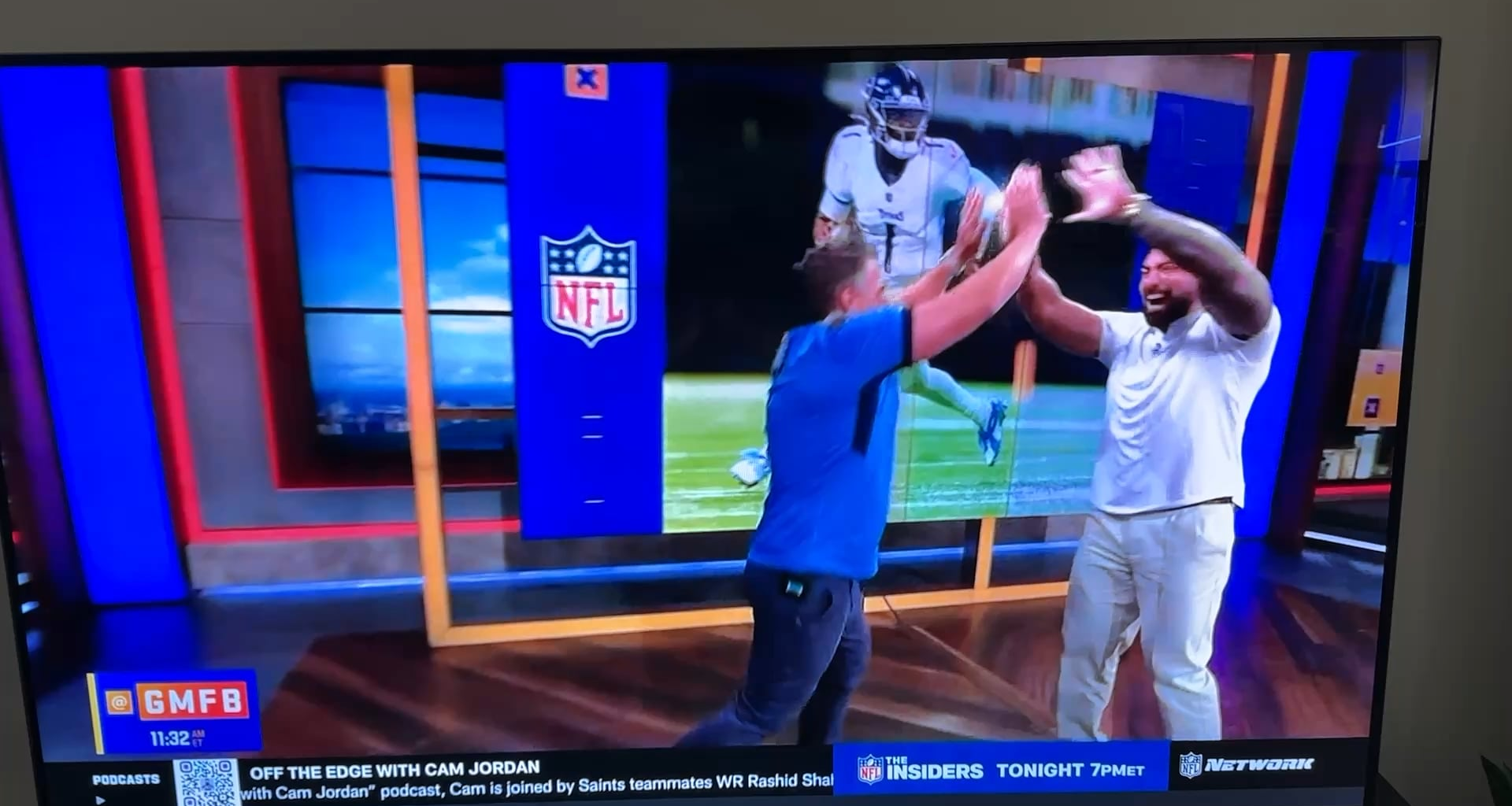 Is Kyle a Titans fan?