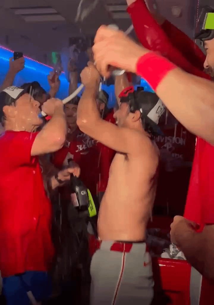 Could you even IMAGINE Hal doing this?