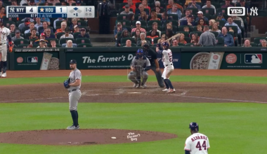 [Highlight] Brian Walsh rules that Ryan McMahon did not catch this ball and after a conversation with the other umpires the call on the field stands