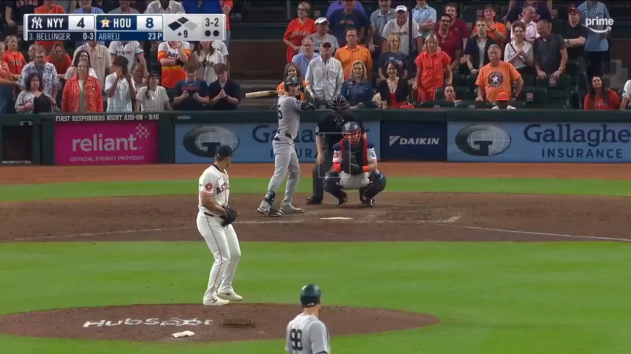 Cody Bellinger 3-Run HR to put the Yankees within 1