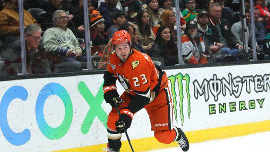 Ducks GM Verbeek: McTavish training camp absence 'disappointing' amid contract dispute | The Sporting Tribune