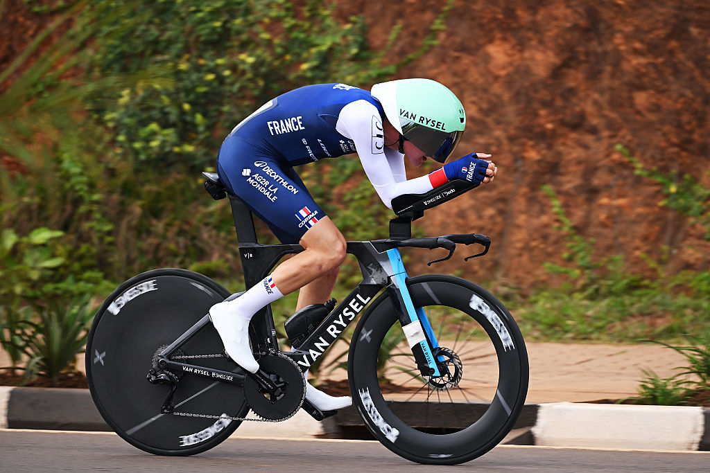 KIGALI, RWANDA - SEPTEMBER 21: Paul Seixas of Team France competes during 98th UCI Cycling World Championships Kigali 2025 - Men Elite Individual Time Trial a 40.6km race from Kigali to Kigali on September 21, 2025 in Kigali, Rwanda. (Photo by Dario Belingheri/Getty Images)