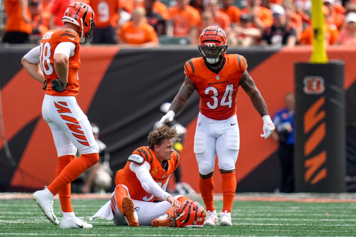 What to know about Joe Burrow, turf toe and the Bengals’ path forward