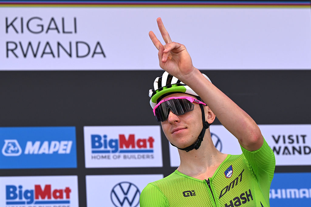 KIGALI, RWANDA - SEPTEMBER 28: Tadej Pogacar and Team Slovenia prior to the 98th UCI Cycling World Championships Kigali 2025, Men Elite Road Race a 267.5km race from Kigali to Kigali on September 28, 2025 in Kigali, Rwanda. (Photo by Dario Belingheri/Getty Images)