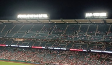 Angels vs Twins, bottom of the 5th with 2 outs!