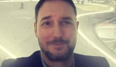 [Mirtle] Leafs sign James Reimer to PTO.