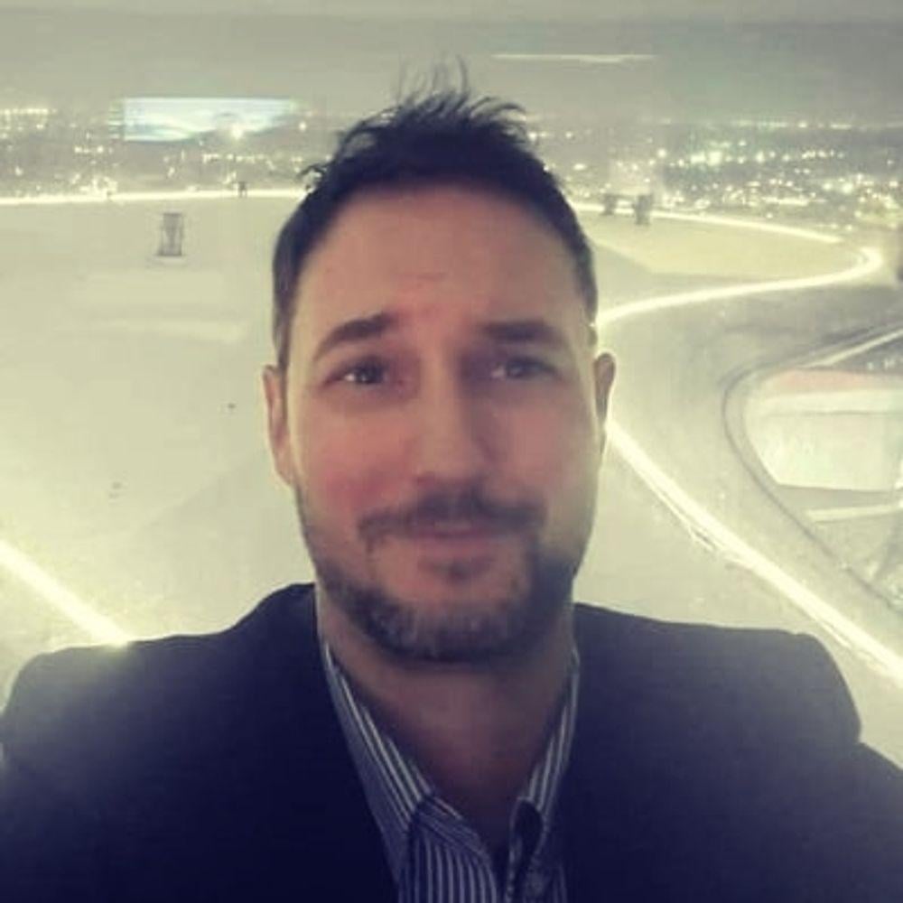 [Mirtle] Leafs sign James Reimer to PTO.