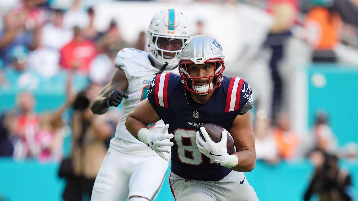 Patriots TE Says Offense Must Be Cohesive vs. Dolphins