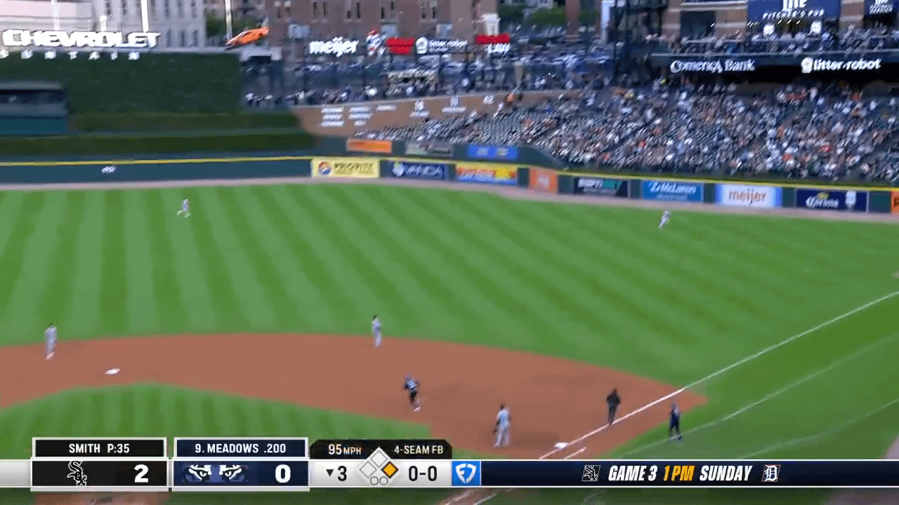 [Highlight] On the first pitch since coming off the IL, Parker Meadows hits a 2 run HR