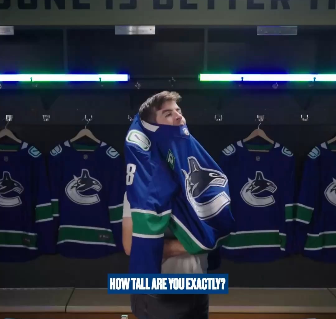 Garland asking Myers about how tall he is 🤔🦒 “You should’ve said 6’7”
