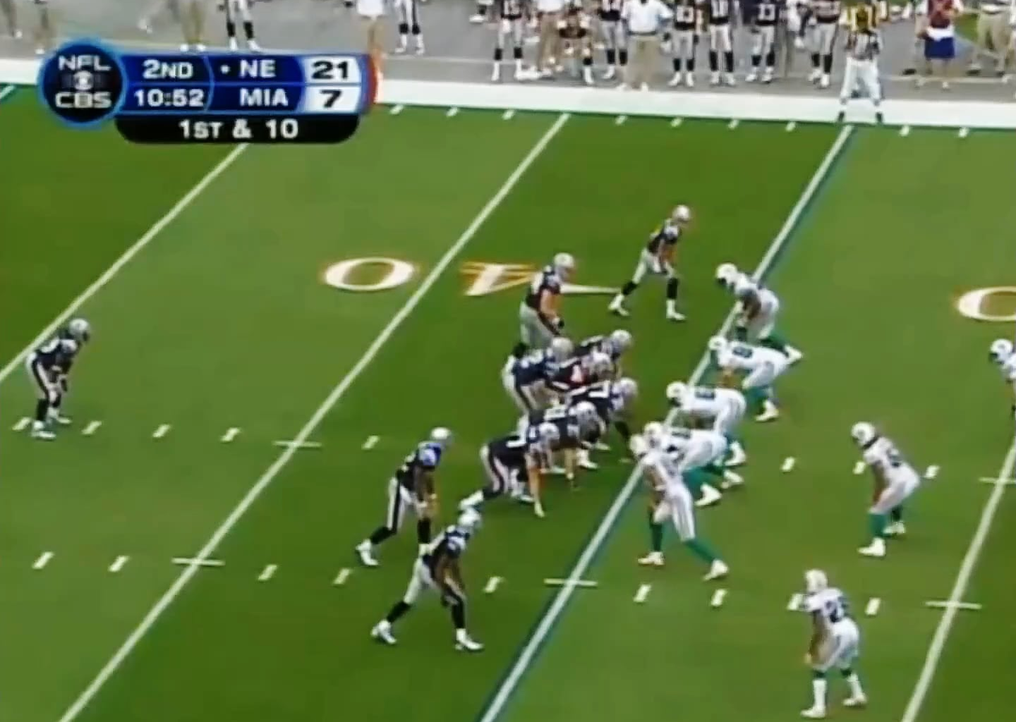 [Highlight] "This is unbelievable" Brady to Moss back to back vs double coverage