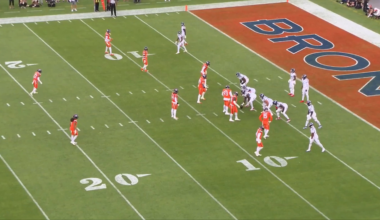 Cam Ward had to dirt a screen today because all three receivers in the area thought they were supposed to be blocking and nobody turned around for the ball