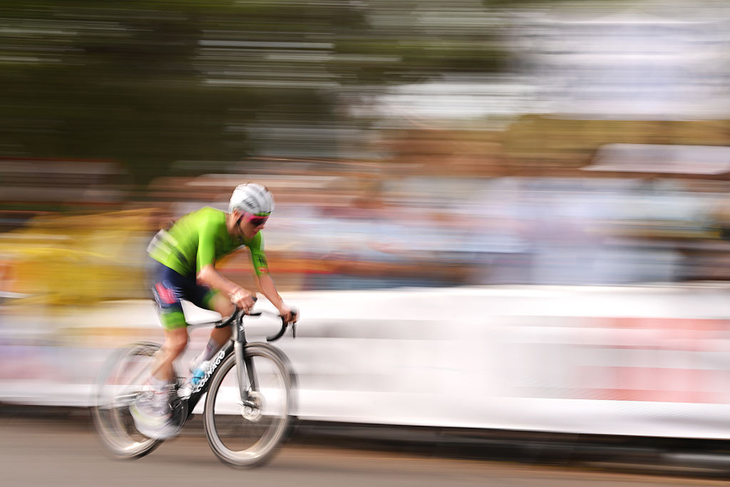 KIGALI, RWANDA - SEPTEMBER 28: Tadej Pogacar and Team Slovenia in the breakaway competes during the 98th UCI Cycling World Championships Kigali 2025, Men Elite Road Race a 267.5km race from Kigali to Kigali on September 28, 2025 in Kigali, Rwanda. (Photo by David Ramos/Getty Images)