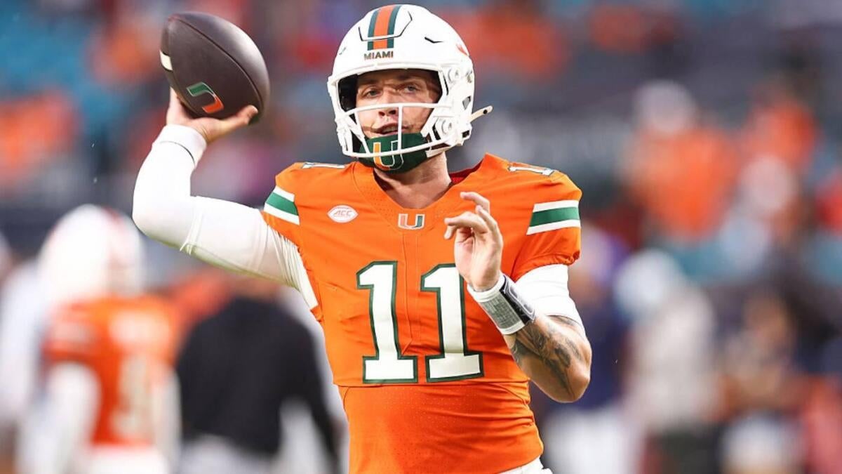 Notre Dame vs. Miami live updates: Carson Beck leads Hurricanes into battle with Irish in top-10 showdown