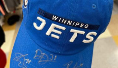 My buddy found this hat while out thrifting. Anyone recognize these autographs?