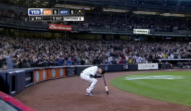 11 years ago today: Derek Jeter hits a single to right that brings in the winning run, giving the Yankees a 6-5 walk-off win in his final home game.