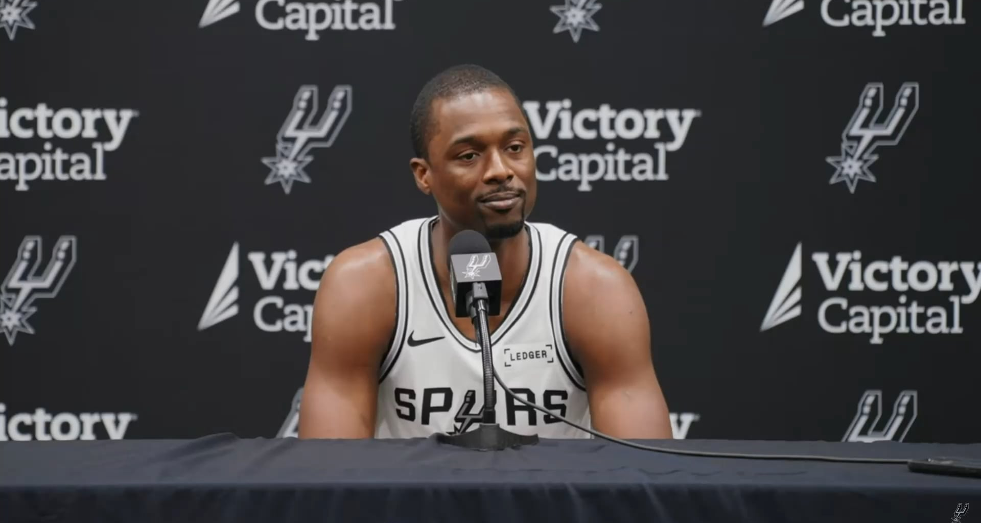 Barnes on Spurs culture: "It was unbelievable...To see the collection of not only players, staff, people in the organization, but former players consistently being around, showing up everyday, whether it was for Coach Pop, whether it was for us, it was huge to see that when no one had to."