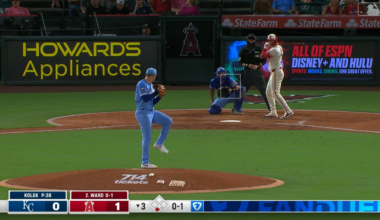 T-Dub with one of the nicer bat flips I've seen recently