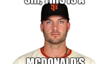 Sir, this is a MCDONALD’S 😤