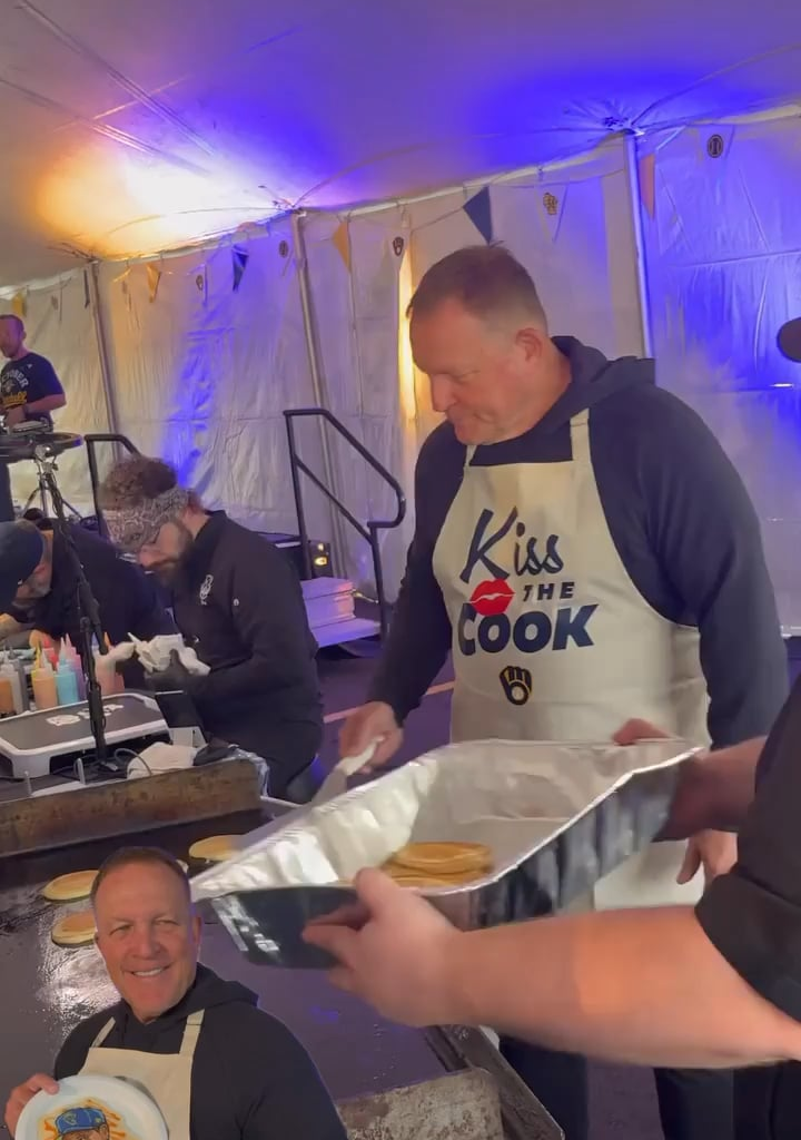 Brewers Manager Pat Murphy: Reigning NL MOY and Expert Pancake Flipper