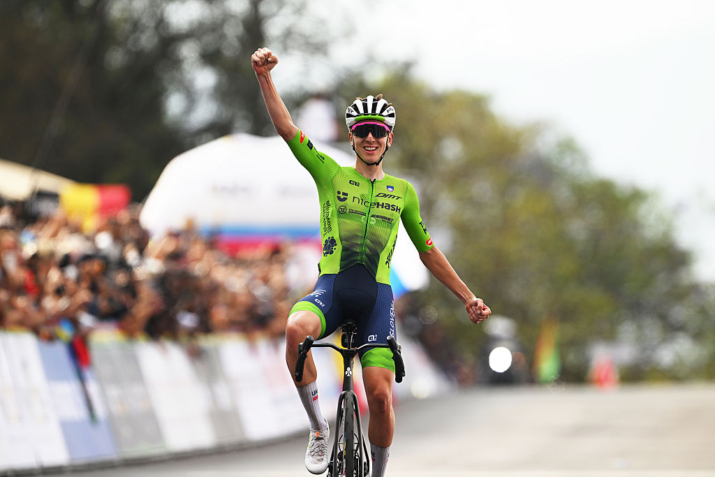 As it happened: Huge gaps in ultra-attritional Elite men&rsquo;s World Championships road race