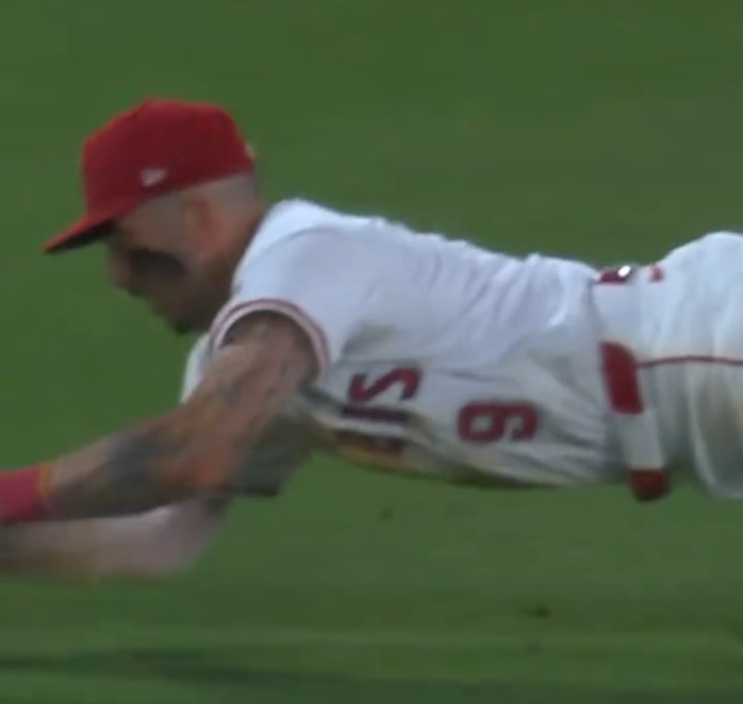 Three juggles, one circus catch 😱