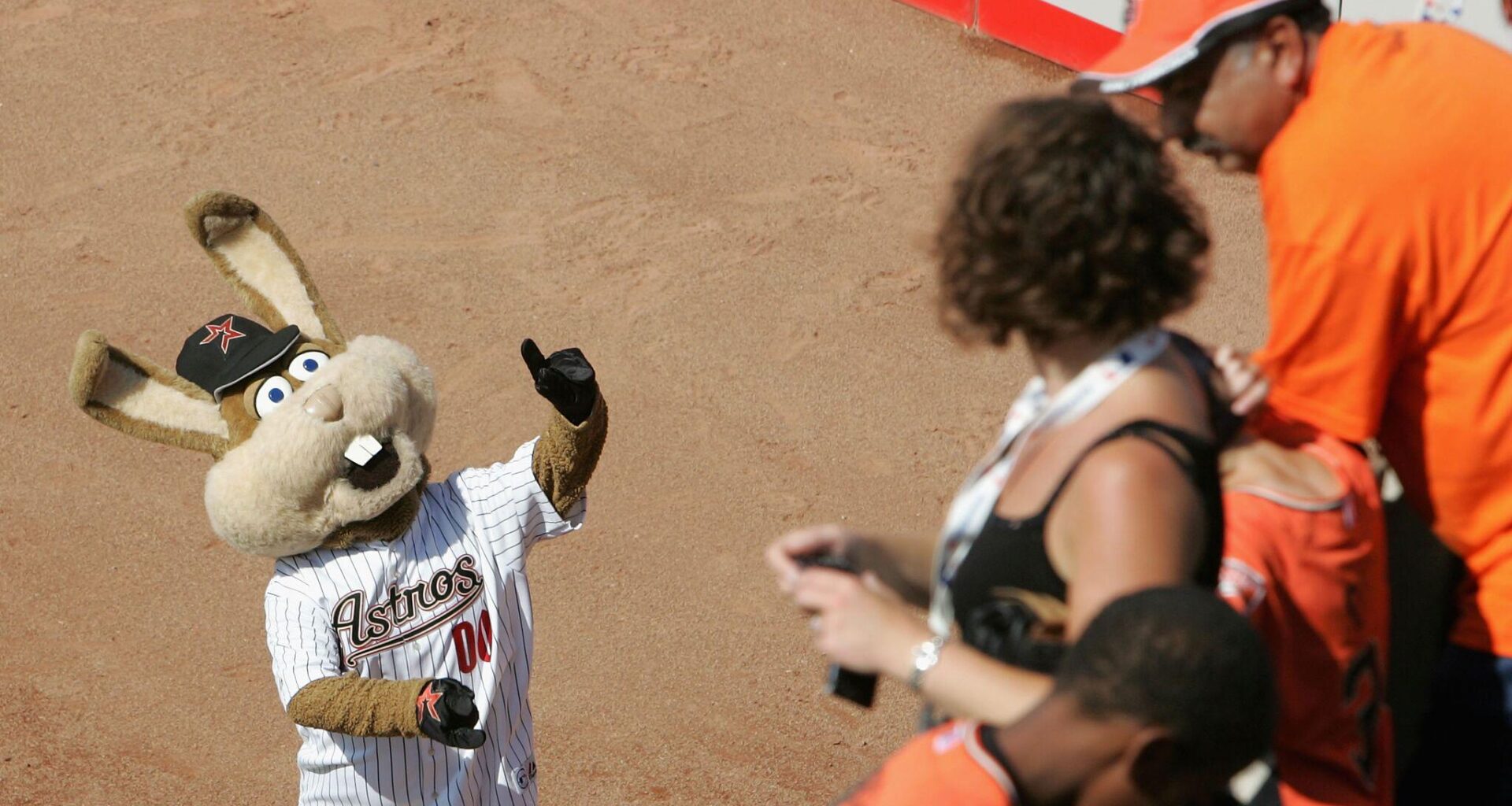 Let's remember some slightly terrifying Astros mascots