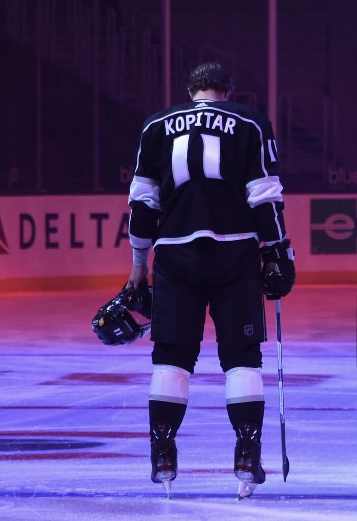 There are now just THE GREATEST PLAYER IN FRANCHISE HISTORY days left until the Kings season opener 🏒