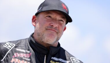 Tony Stewart doesn't remember much from scary NHRA crash