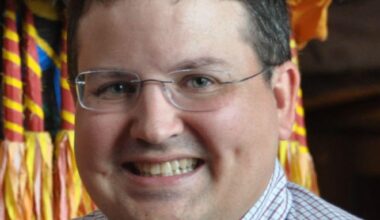 [Keith Smith] Bulls are offering Josh Giddey $22M AAV. Giddey wants $30M AAV. Split the difference and go to $25-$26M AAV, right? Feels like this one is close enough that a deal will get signed. Not sure we're that close with Quentin Grimes or Jonathan Kuminga. QO feeling more and more likely.