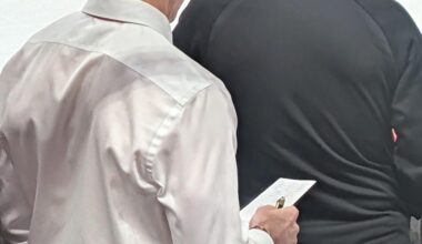 What does Rod have on his notes during warmups?