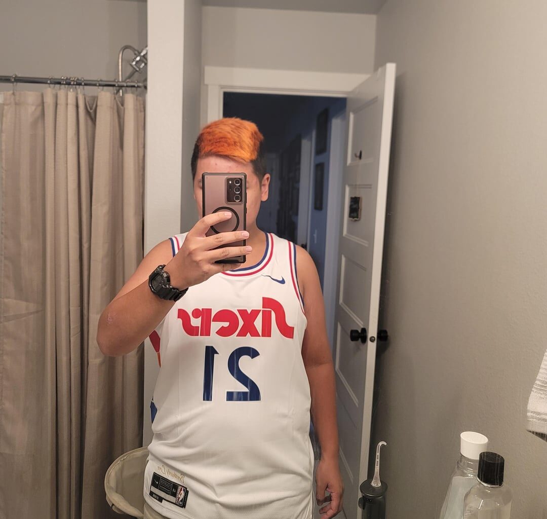 Faux DHGate 2021-2022 City Edition Embiid jersey vs Nike authentic 2024-2025 City Edition Embiid jersey (on clearance on Fanatics for 35 bucks)
