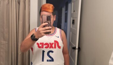 Faux DHGate 2021-2022 City Edition Embiid jersey vs Nike authentic 2024-2025 City Edition Embiid jersey (on clearance on Fanatics for 35 bucks)