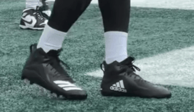 Aaron Rodgers cleats