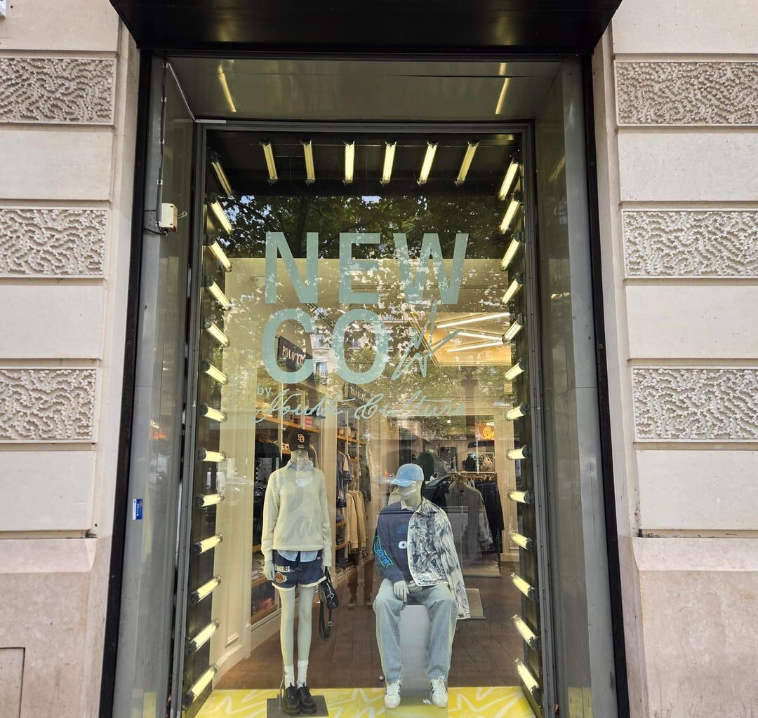 Clothing store in Paris has their mannequin wearing a Padres hat