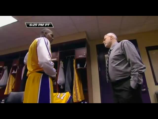 Phil Jackson fines Andrew Bynum after he was late by 25 minutes, despite living just 11 miles away from the arena