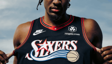 Some up-close photos of the newly-returned black 2001 uniforms